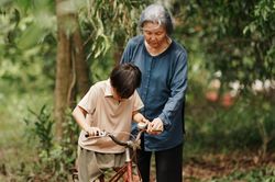 Phim có Kiều Chinh khó bán vé