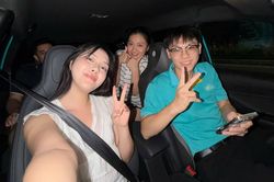 Du khách mời tài xế xe công nghệ ở Đà Nẵng đi ăn tôm hùm