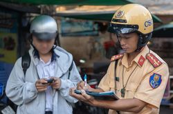 Hơn 7.000 học sinh, sinh viên TP.HCM vi phạm luật giao thông