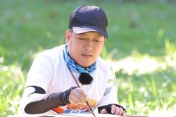Trường Giang tạm rút khỏi show '2 ngày 1 đêm'