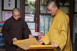 Quảng Ngãi: Hơn 200 năm gìn giữ 18 sắc phong quý tại chùa Hoa Sơn