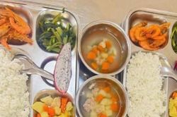 Khẩn trương kiểm tra bữa ăn bán trú, làm rõ nguyên nhân, trách nhiệm xử lý nghiêm vi phạm