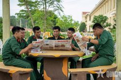 'Đoàn kết, bám trụ, kiên cường giữ đảo'