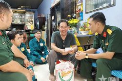 Lực lượng vũ trang phường Bến Thành: Ấm áp nghĩa tình từ mô hình 'Hạt gạo tri ân'