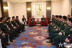 Diễn đàn Hương Sơn Bắc Kinh lần thứ 13: Đại tướng Phan Văn Giang gặp song phương lãnh đạo quân đội các nước