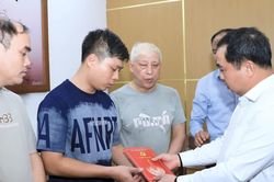 Hà Nội hỗ trợ 382 triệu đồng cho nạn nhân vụ cháy khiến 5 người tử vong