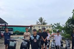 Triệu tập 9 thanh thiếu niên lái xe máy điện lạng lách, không đội mũ bảo hiểm