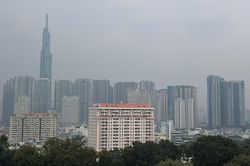 Mù bất thường phủ kín TPHCM