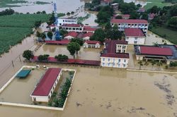 Nước sông dâng cao, hàng trăm hộ dân ở Thanh Hóa bị ngập sâu
