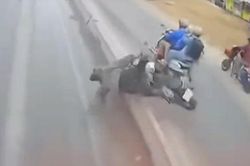 Công an TPHCM tìm 3 người đi trên một xe máy liên quan đến vụ TNGT chết người