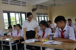 Sắp xếp trường lớp: Chuyển từ quản lý hành chính sang quản trị hiện đại