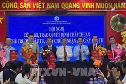 Khánh Hòa trao quyết định cho 5 dự án, vốn gần 10.818 tỷ đồng