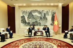Thúc đẩy hợp tác công nghệ, hạ tầng, năng lượng với các tập đoàn Trung Quốc
