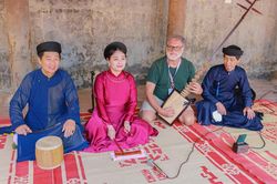 Ngân vang nhịp phách, tiếng đàn