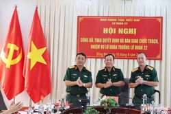 Đại tá Mai Thế Cường giữ chức Lữ đoàn trưởng Lữ đoàn 22 - Binh chủng Tăng thiết giáp