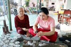 Giữ tinh hoa nghề chạm bạc