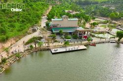 “Ốc đảo xanh” giữa khô cằn sỏi đá