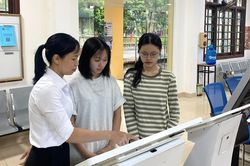 Văn Chấn đưa dịch vụ công trực tuyến đến gần người dân