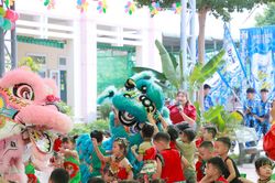 Ấm áp 'Biên cương - Đêm hội trăng rằm' nơi biên giới