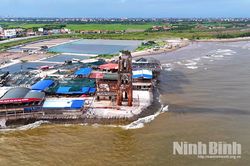 Công nhận Điểm du lịch Khu chứng tích biến đổi khí hậu Nhà thờ biển Hải Lý