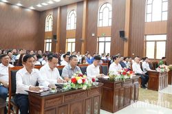 Đảng bộ phường Hồng Quang sinh hoạt chuyên đề: Nghiên cứu, quán triệt Nghị quyết số 24-NQ/TW