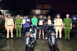 Công an xác minh nhóm thiếu niên đi xe máy không biển số, đánh võng ở Lào Cai