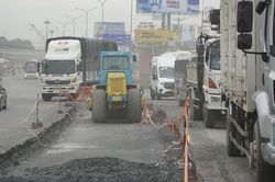 Quốc lộ 51 kéo dài việc sửa chữa gây bức xúc