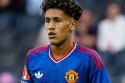 Manchester United đối mặt nguy cơ mất tài năng trẻ JJ Gabriel