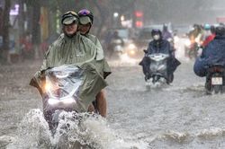 Thời tiết 10 ngày tới: Nhiều khu vực trên cả nước mưa dông liên tiếp