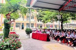 Công an TPHCM: Đẩy mạnh tuyên truyền, phổ biến pháp luật cho học sinh dịp đầu năm học mới