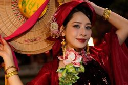 Chi Pu gây tò mò khi trở lại 'Chị chị em em' sau 7 năm
