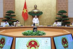 Thủ tướng yêu cầu tạo đột phá trong quản lý thuốc và thiết bị y tế