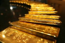 Thị trường vàng chịu áp lực sau thông báo lãi suất của Fed