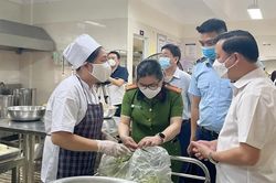 Từng bước công khai cơ sở vi phạm an toàn thực phẩm