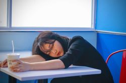 Sợ kiệt sức, nhân sự trẻ né thăng chức làm sếp