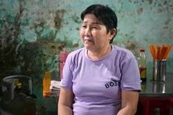 Người giúp việc cưu mang cậu chủ khờ ở TP.HCM: 'Tôi coi cậu như con'