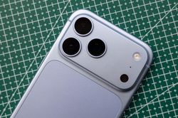 Trên tay iPhone 18 Pro Max màu Xanh băng thanh trước ngày mở bán