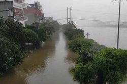 Bộ Xây dựng yêu cầu chủ động ứng phó với lũ lớn trên các tuyến sông