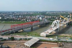 [Ảnh] Cận cảnh cầu Đuống mới chuẩn bị hợp long sau gần 3 năm thi công