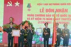 Viện Y học dự phòng Quân đội đón nhận Huân chương Bảo vệ Tổ quốc hạng Nhì
