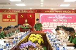 Siết chặt kỷ cương, quyết liệt thực hiện 6 rõ để bảo đảm bền vững trật tự an toàn giao thông