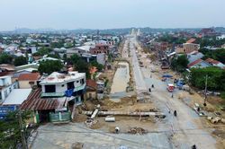 Nhà thầu bị phạt, đường Nguyễn Hoàng lỡ hẹn tiến độ