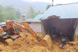 Đau lòng vụ 3 người bị vùi lấp ở Phú Thọ
