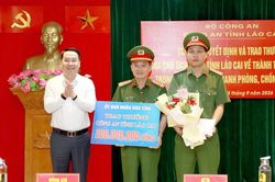 Thưởng n&oacute;ng 200 triệu đồng cho ban chuy&ecirc;n &aacute;n ph&aacute; nh&oacute;m 91 nghi phạm lừa đảo hơn 1500 tỷ