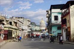 Cuba phát hành tiền giấy mệnh giá cao mới
