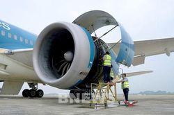 Vietnam Airlines thử nghiệm loạt giải pháp xanh trên đường bay Hà Nội - London