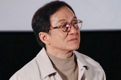 Thành Long bị chê