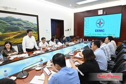Ban tổ chức Giải thưởng Công nghiệp, Thương mại, Dịch vụ Việt Nam thẩm định hồ sơ tại EEMC