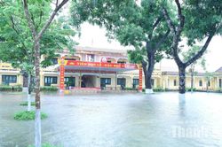 Hơn 2.800 học sinh tại xã Đồng Tiến phải nghỉ học