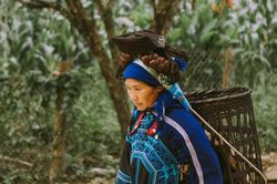 Du lịch 'cất cánh' từ tài nguyên văn hóa